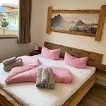 Chalet Fuegen 菲根