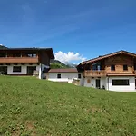 Chalet Fuegen