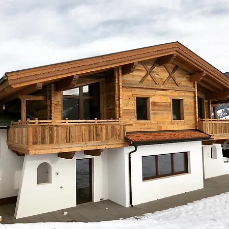 Chalet Fuegen Chalet Fuegen