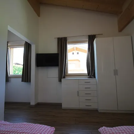 Chalet Chalet Fuegen *