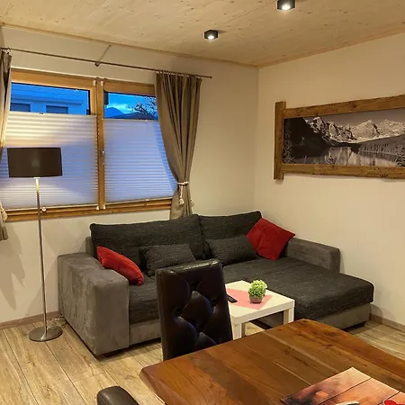 Chalet Fuegen בקתה