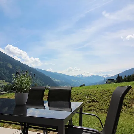 בקתה Chalet Fuegen