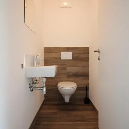 Chalet Fuegen בקתה *